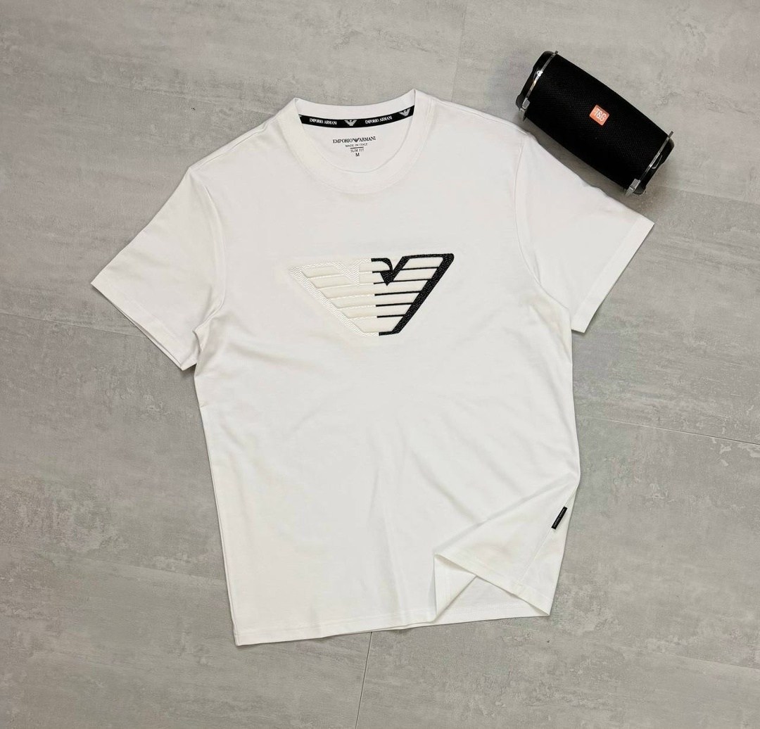 армани футболка мужская темно зеленая,мужские футболки emporio armani,мужская футболка,футболка emporio armani,футболки для мужчин