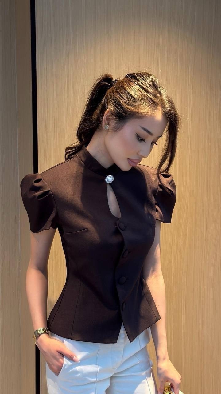 приталенная блуза,женская блузка,блузка женская белая,элегантное модное,брючный костюм