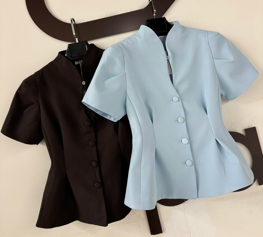 приталенная блуза,элегантное модное,женские жакеты,приталенный жилет,жакет