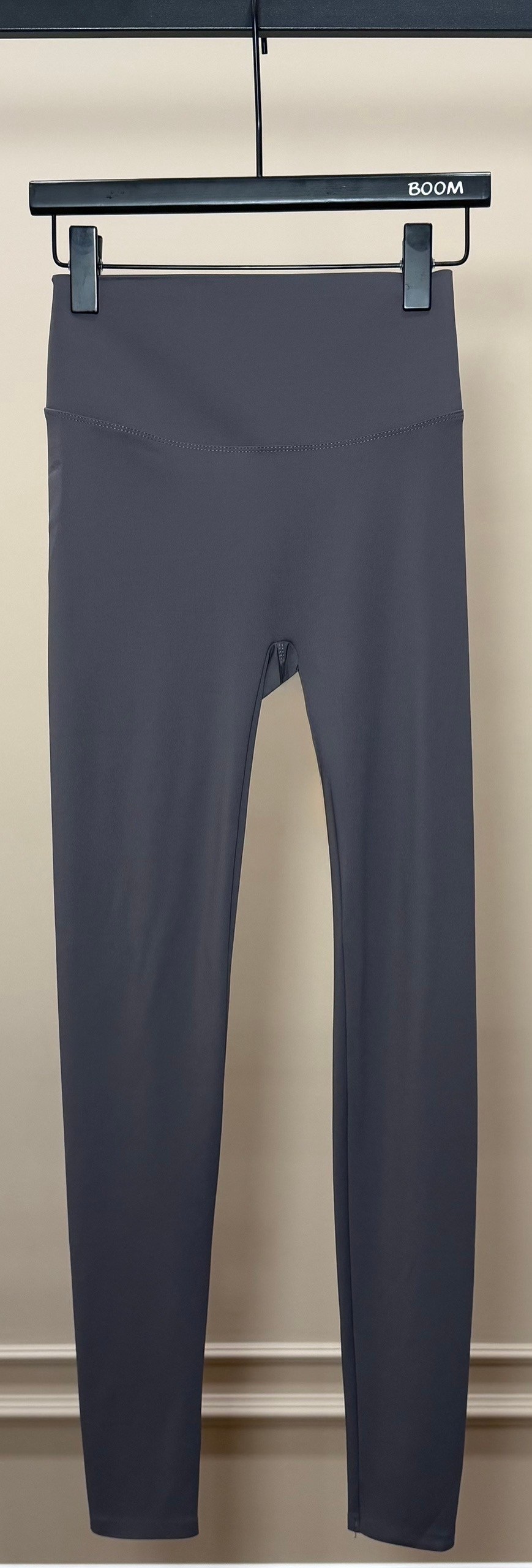 женские спортивные леггинсы,женские спортивные леггинсы с высокой талией,женские леггинсы,женские леггинсы для фитнеса,леггинсы спортивные