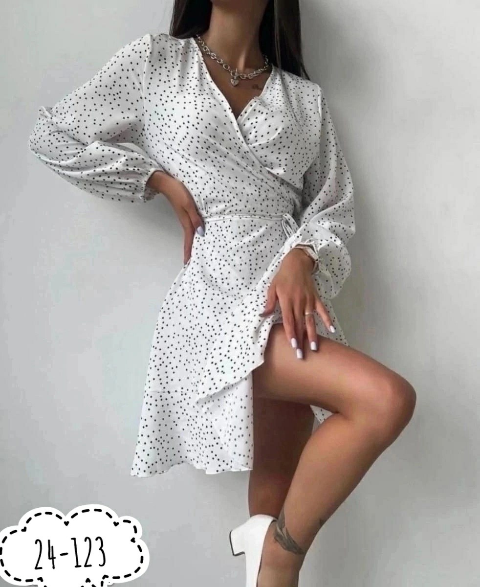 девушка в платье,платье на запах в горох повседневное нарядное мини,короткие платье,платье женской,модное платье