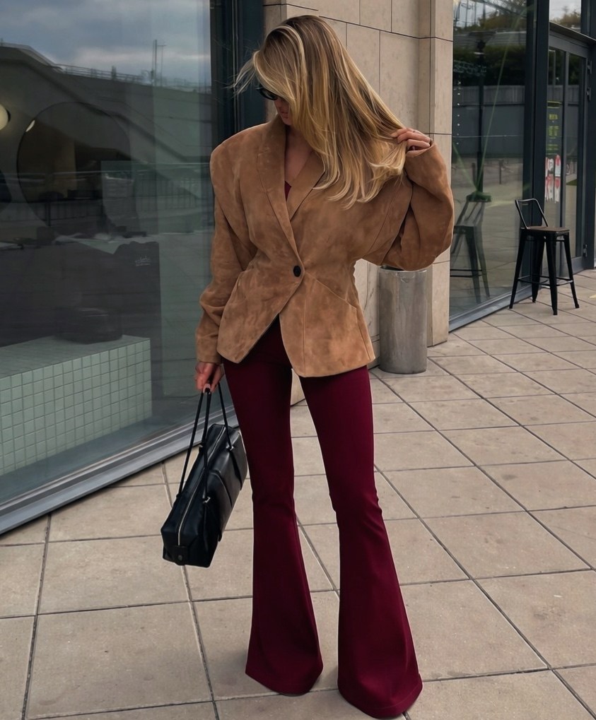 кожаные брюки клеш,брюки прямые,брюки клеш,брюки клеш из экокожи,брюки модные