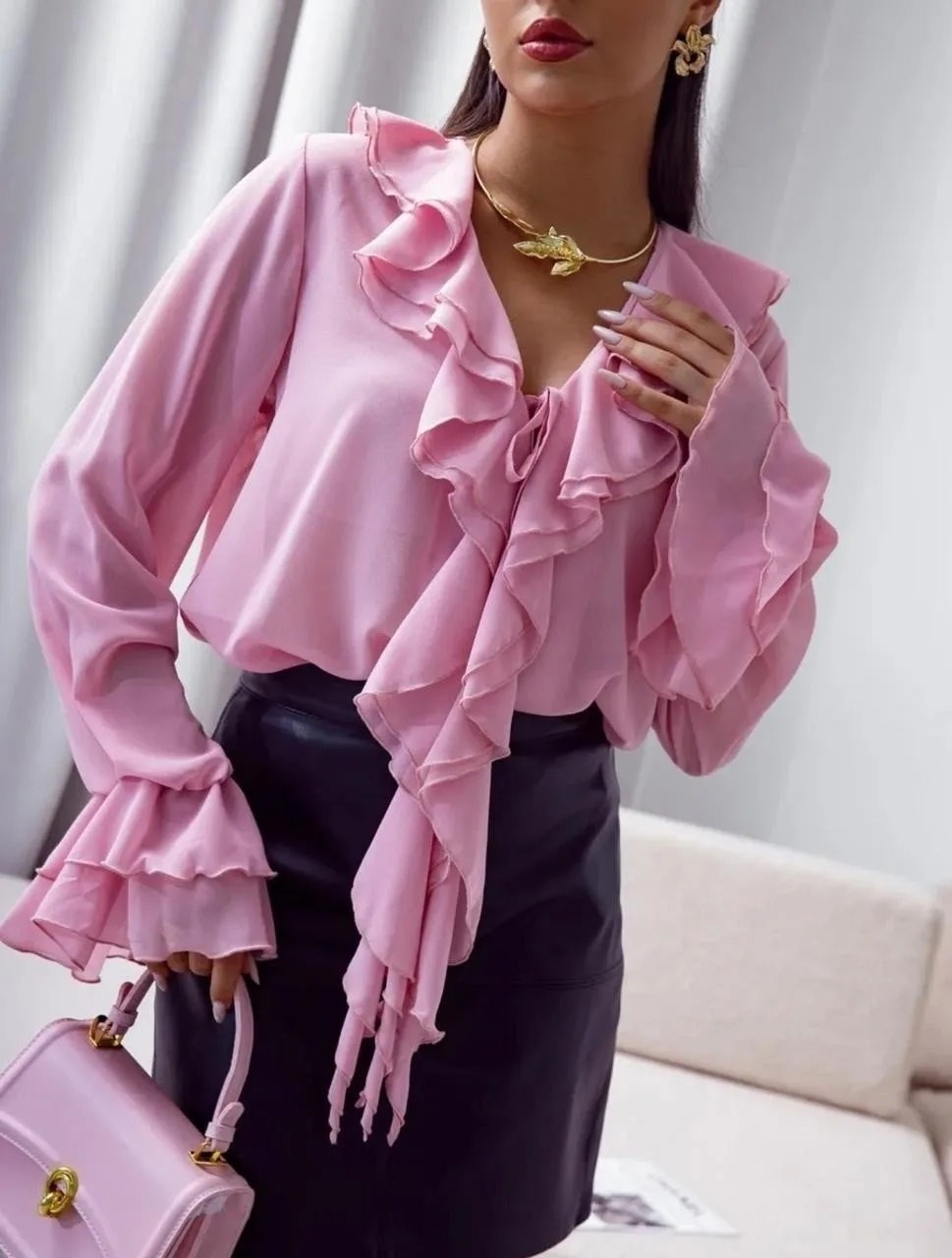 блузка с оборками,элегантные блузки,женская блузка,стильная блузка,блузка с рюшами и воланами