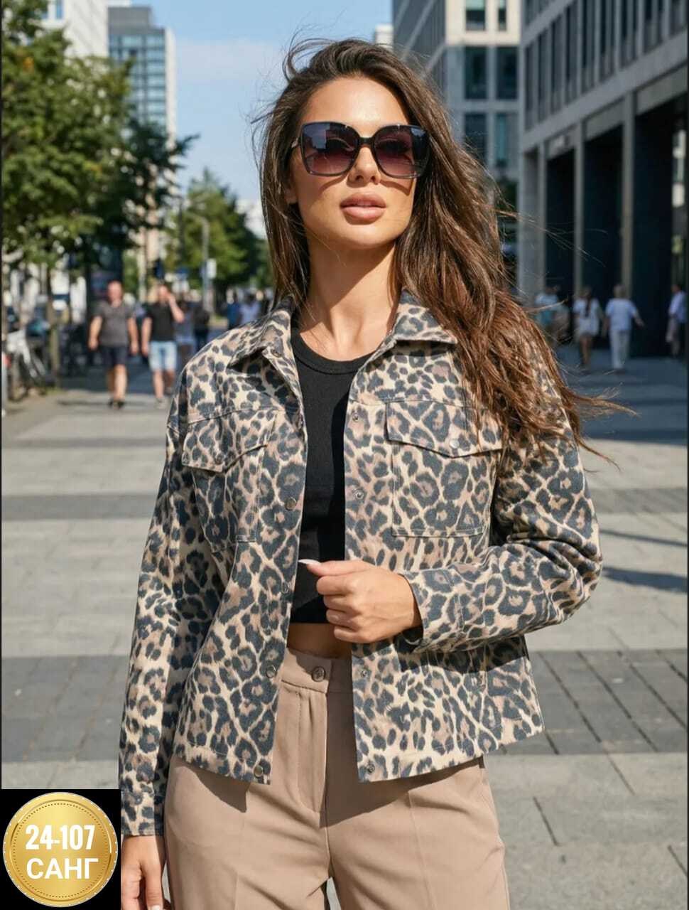 повседневная куртка,джинсовая куртка с леопардовым принтом,куртка модная,женская куртка леопард,жакет джинсовый большие размеры