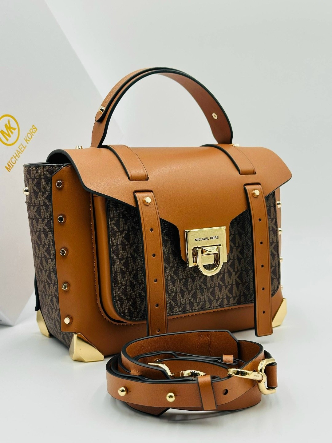 майкл корс манхэттен сумка,сумка женская michael kors,сумка сэтчел michael kors,сумка,michael kors сумка