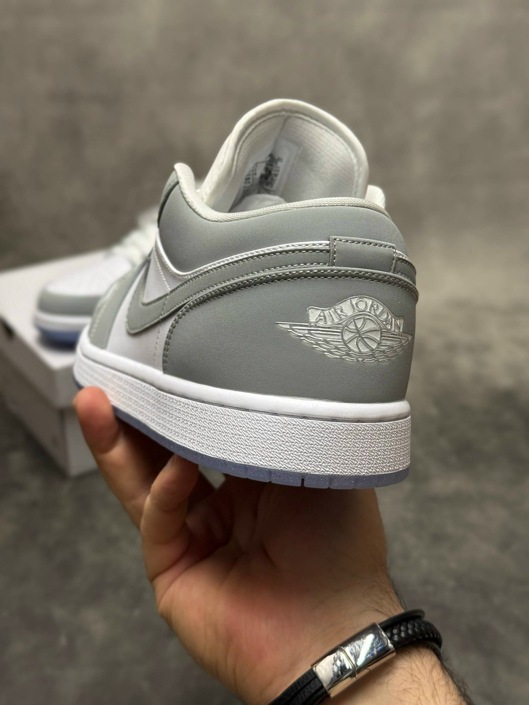 кроссовки nike air jordan 1 low wolf grey,nike air jordan 1 low wolf grey,nike air jordan 1 low,кроссовки nike air jordan 1 low,air jordan 1 low wolf grey dc0774-105