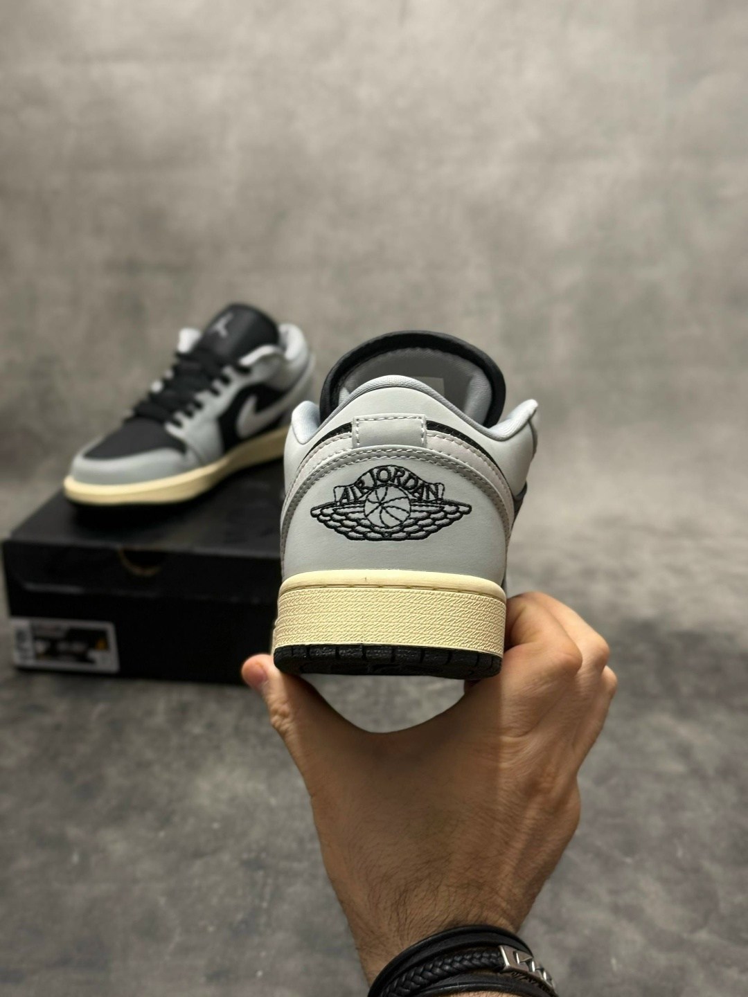 nike air jordan 1 low,air jordan 1 low smoke grey,air jordan 1 low,nike air jordan 1 low se,jordan 1 low