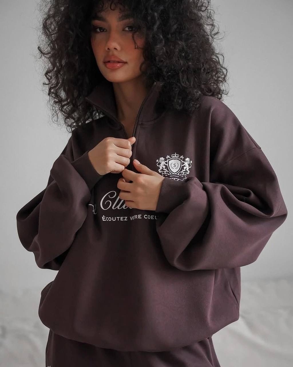 спортивные костюмы оверсайз без начеса,cпортивный костюм оверсайз,женский костюм оверсайз,женские костюмы спортивные,костюм спортивный женский на флисе