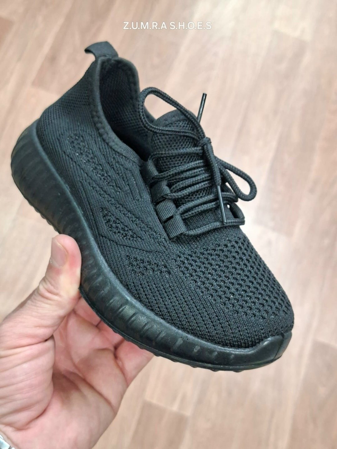 ,женские кроссовки,летние кроссовки изи,изики кроссовки,повседневные кроссовки