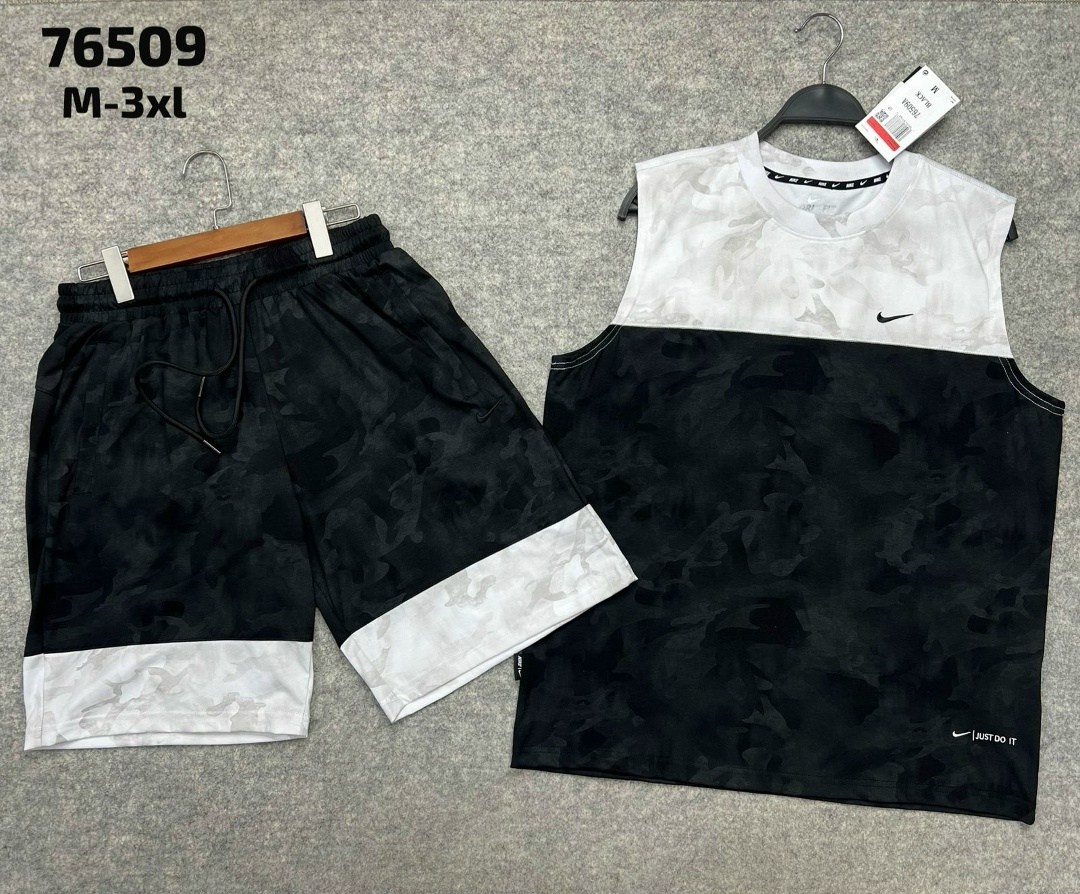 мужской спортивный костюм с шортами и футболкой,костюм спортивный летний с футболкой и шортами,костюм футболка шорты,спортивные костюм,костюм спортивный летний мужской