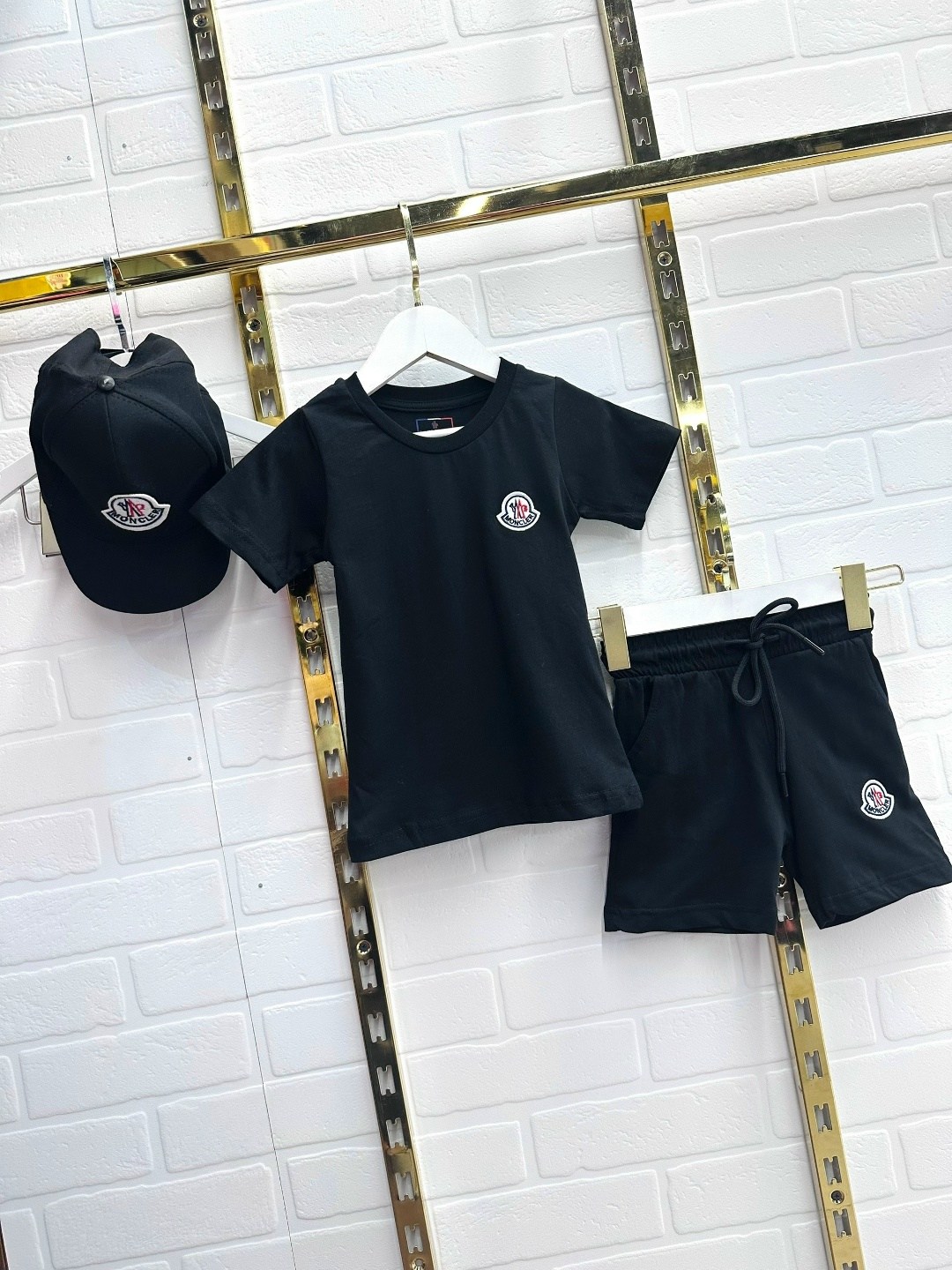 moncler enfant,шорты монклер,футболки для мальчика,футболка монклер,шорты для мальчик