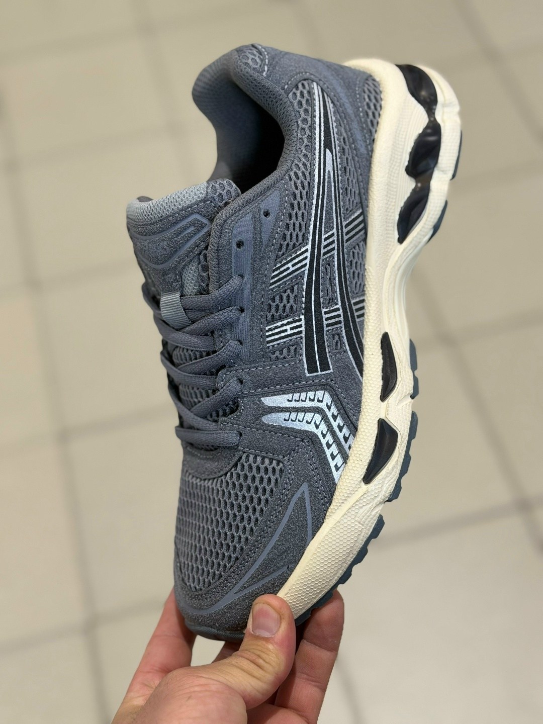 кроссовки asics,женские кроссовки asics,кроссовки asics gel,кроссовки,кроссовки асикс