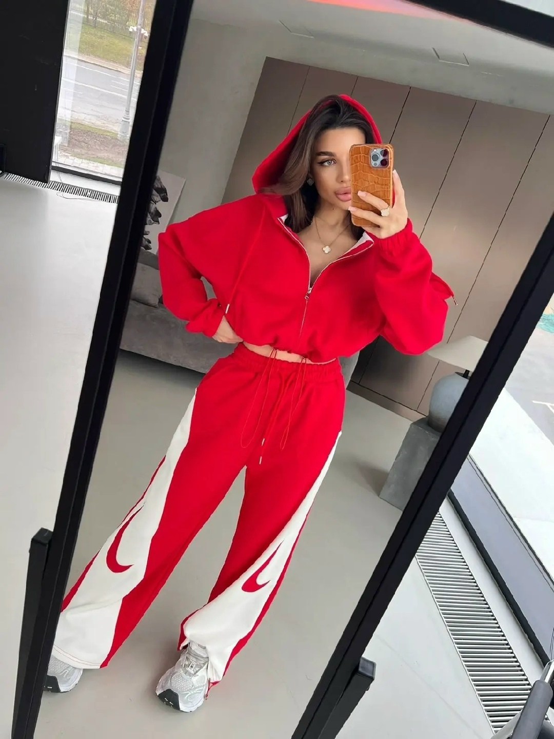 костюм спортивный женский,стильные костюмы,спортивный костюм,женский костюм,спортивный костюм спортивные костюмы