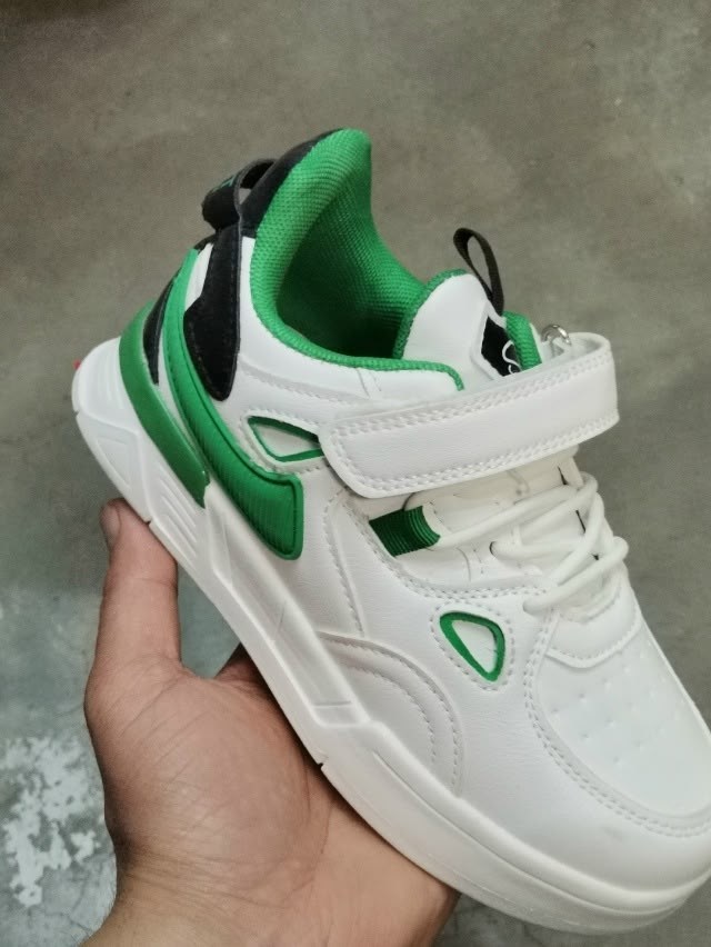 детские кроссовки,кроссовки,кроссовка детская,кроссовки для детей,белые кроссовки