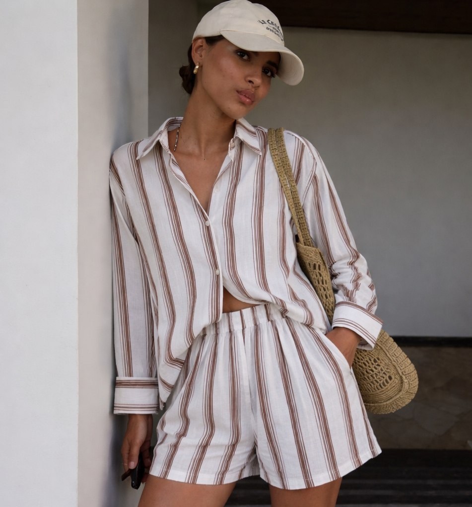 костюм с шортами,костюм в полоску шорты с рубашкой для женщин и топом,костюм с шортами женский летний,костюм летний с шортами и рубашкой льняной,рубашка в полоску