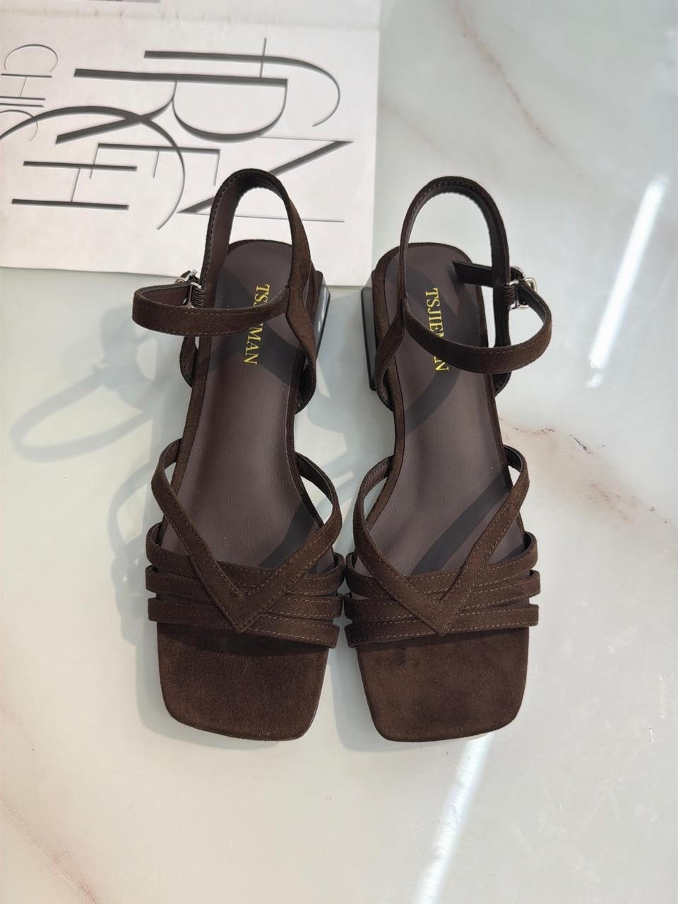 босоножки на каблуках,босоножки женские,босоножки модные,сандалии модные,босоножки на ремешках