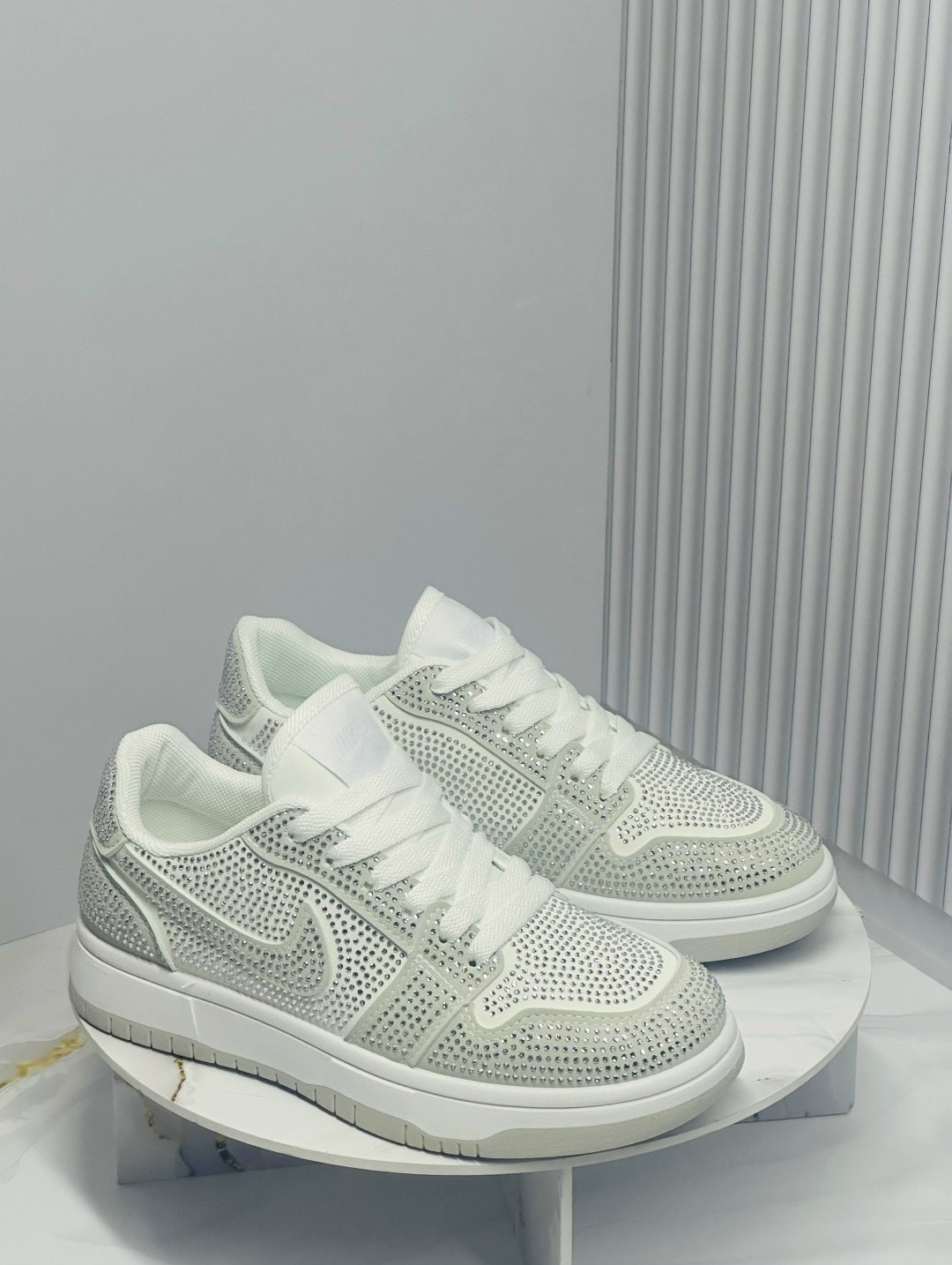 кроссовки,nike dunk swarovski,кросcовки nike air force 1,nike air force 1,женские кроссовки