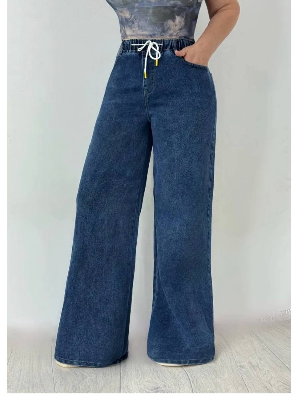 джинсы палаццо,джинсы палаццо широкие с высокой посадкой,джинсы палаццо на высокой посадке темно-синие,джинсы палаццо синие,широкие джинсы