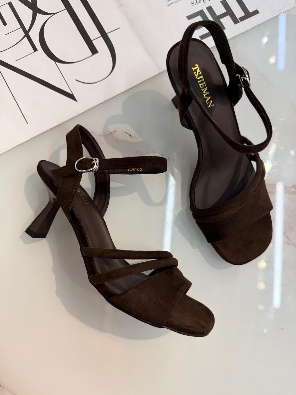 женские босоножки,босоножки на каблуках,босоножки с ремешками,босоножки на высоком каблуке,босоножки на невысоком каблуке