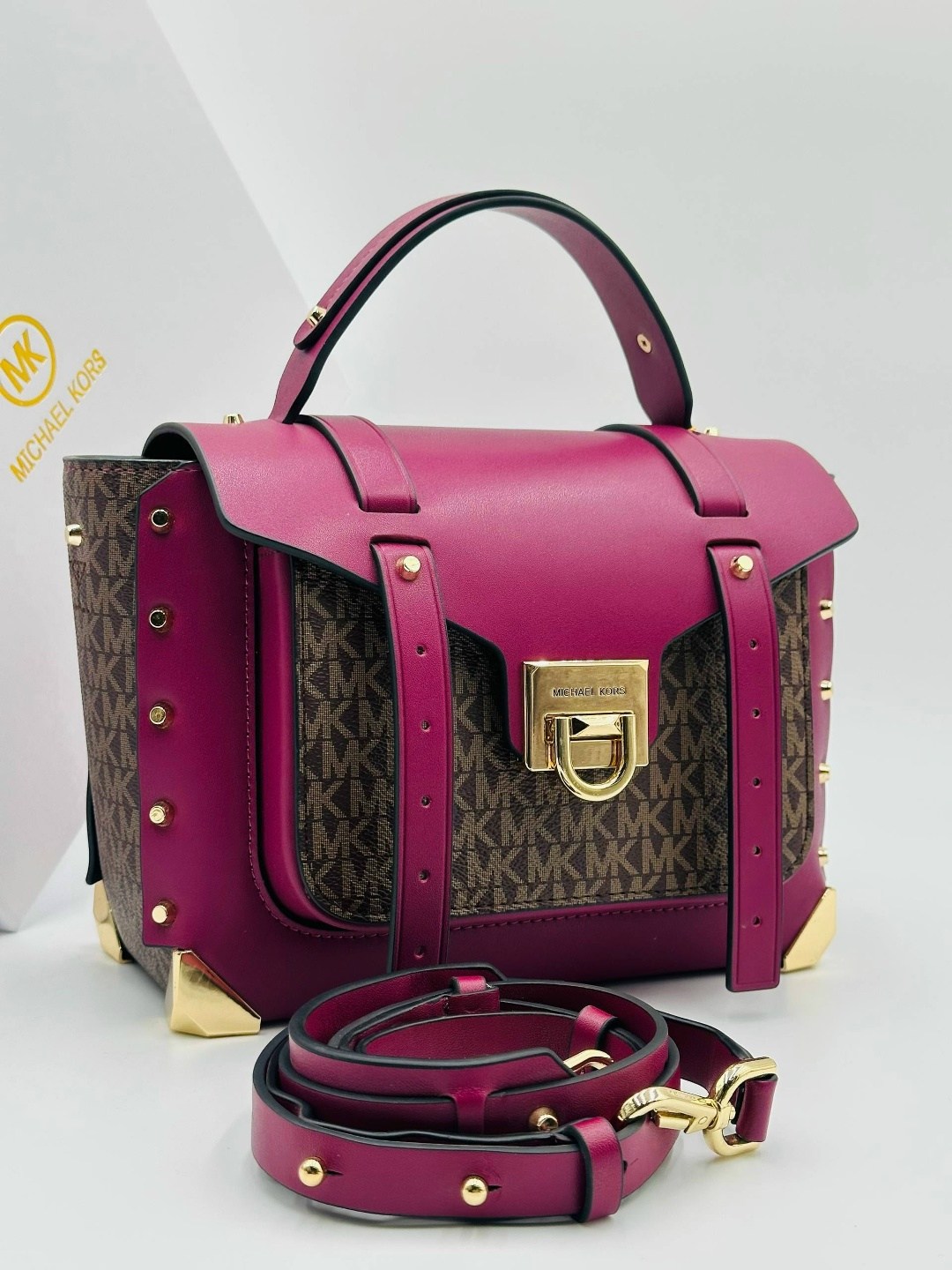 майкл корс манхэттен сумка,сумка женская michael kors,сумка сэтчел michael kors,сумка,michael kors сумка