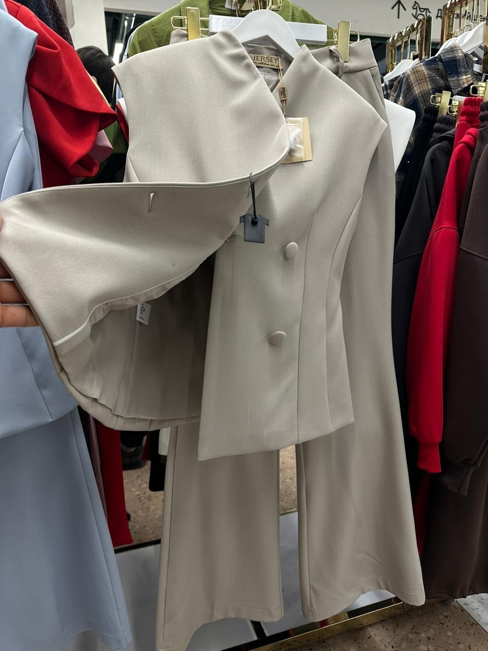 костюм двойка женский,костюм,женские костюмы,женские брючные костюмы,костюм классический женский