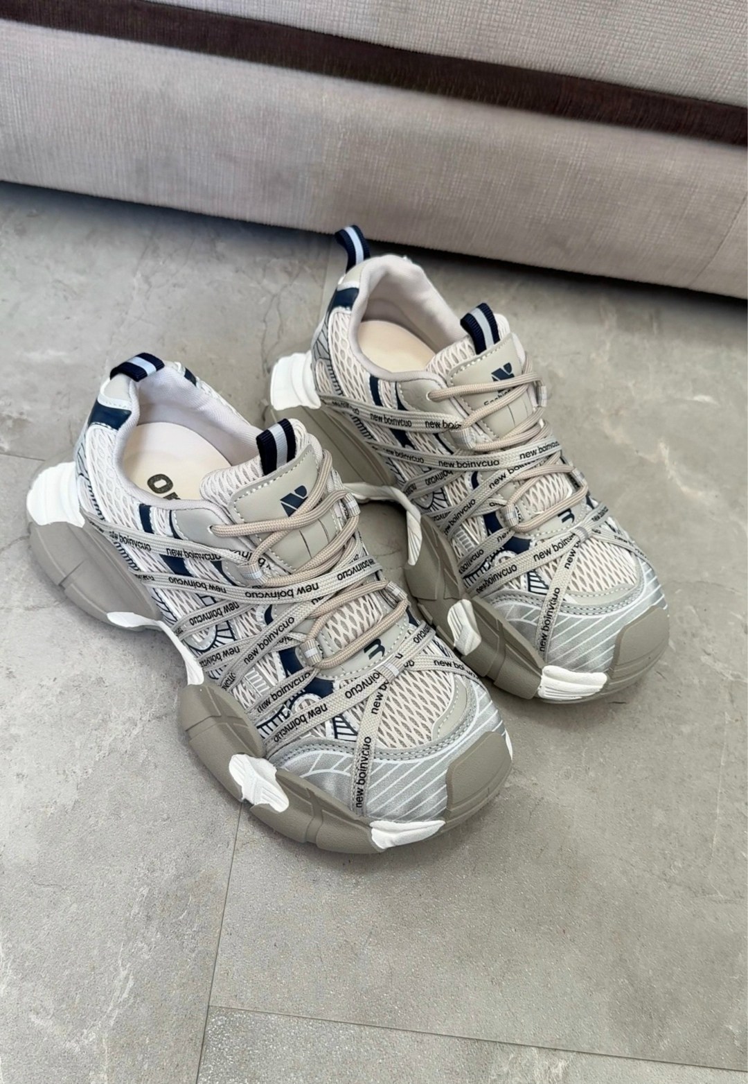 кроссовки balenciaga 9.0 3xl в стиле ретро,кроссовки balenciaga,женские кроссовки,женские кроссовки balenciaga,баленсиаги женские