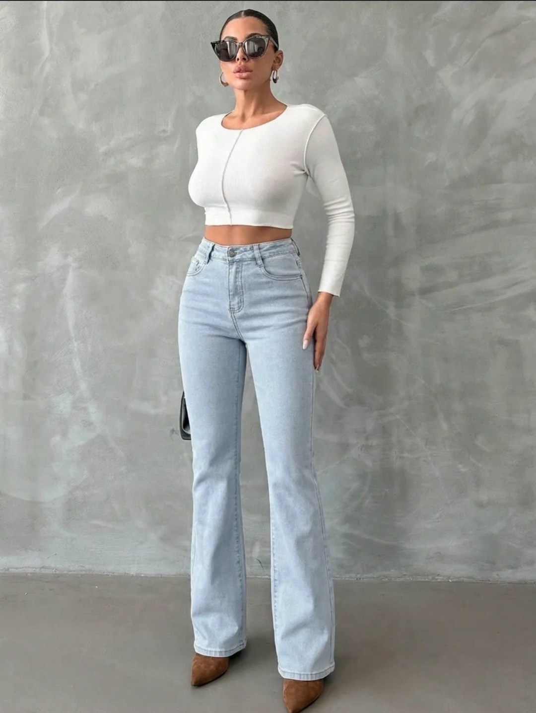 джинсы женские клеш,джинсы женские клеш с высокой посадкой,женские джинсы,модные джинсы клеш,джинсы светлые