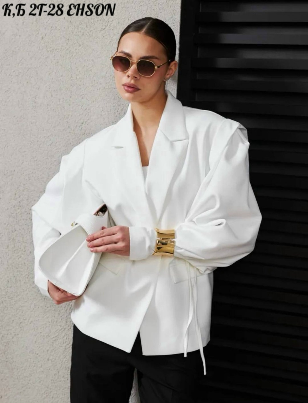 женский пиджак оверсайз,пиджак оверсайз трендовый с объемными рукавами,жакет женский офисный,женский пиджак,пиджак удлиненный с объемными рукавами оверсайз ulka shop