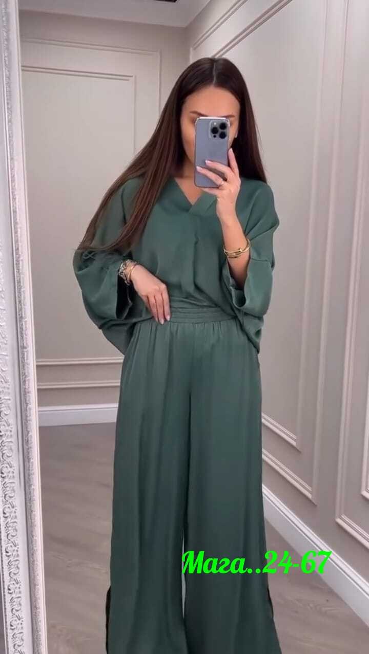 женский костюм,женский однотонный костюм с круглым вырезом и рукавом "летучая мышь",брючный комплект,костюм из шелка