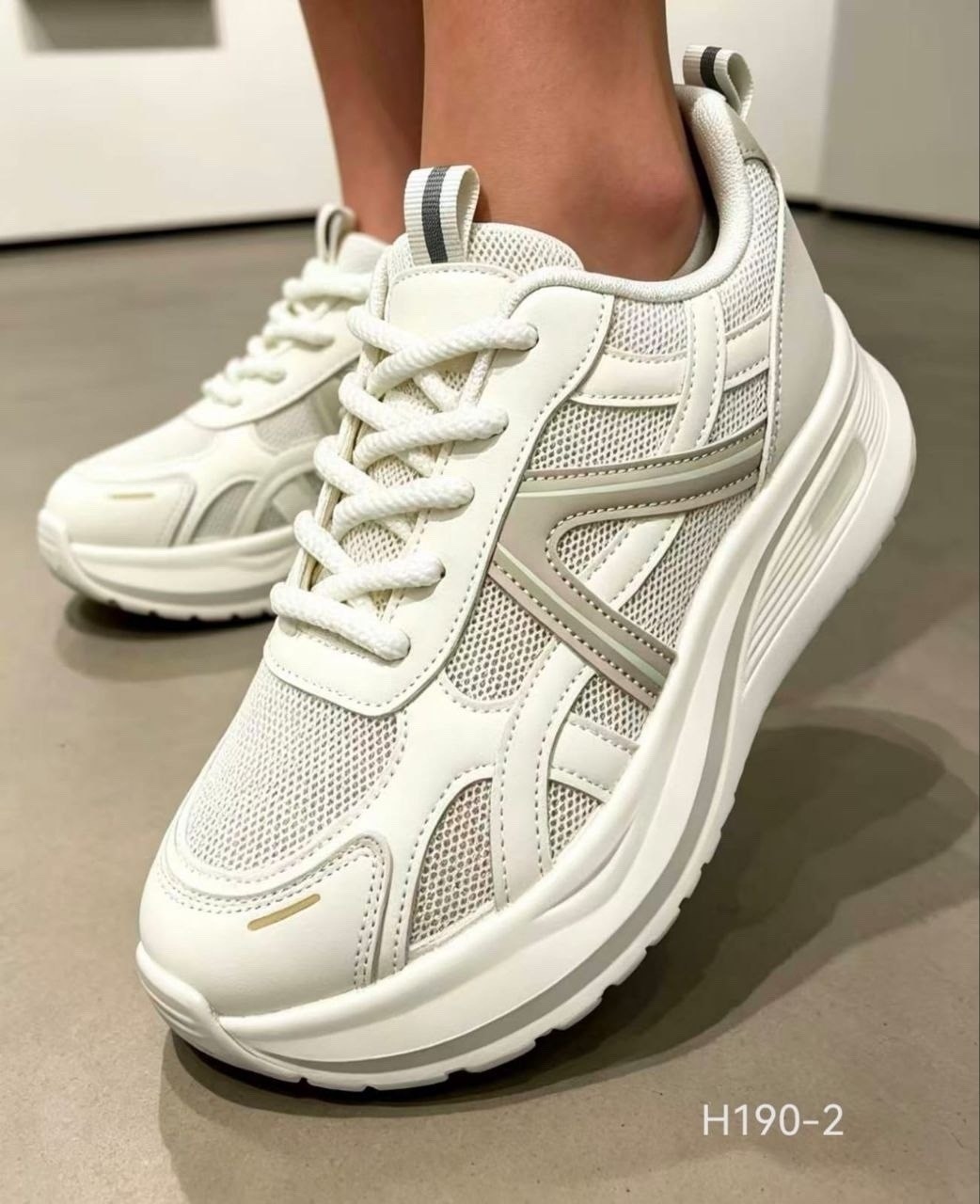 кроссовки женские,кроссовка,повседневные кроссовки,спортивная ,кроссовки