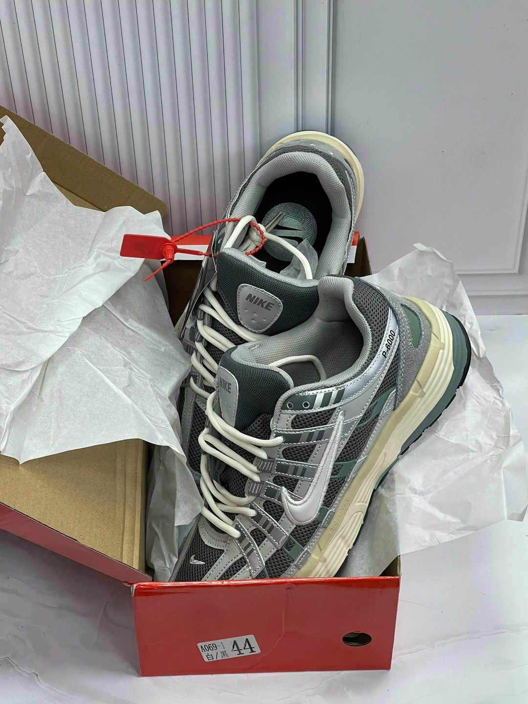 кроссовки nike,кроссовки p-6000 nike,nike p6000 metallic silver,найк п6000,nike p-6000