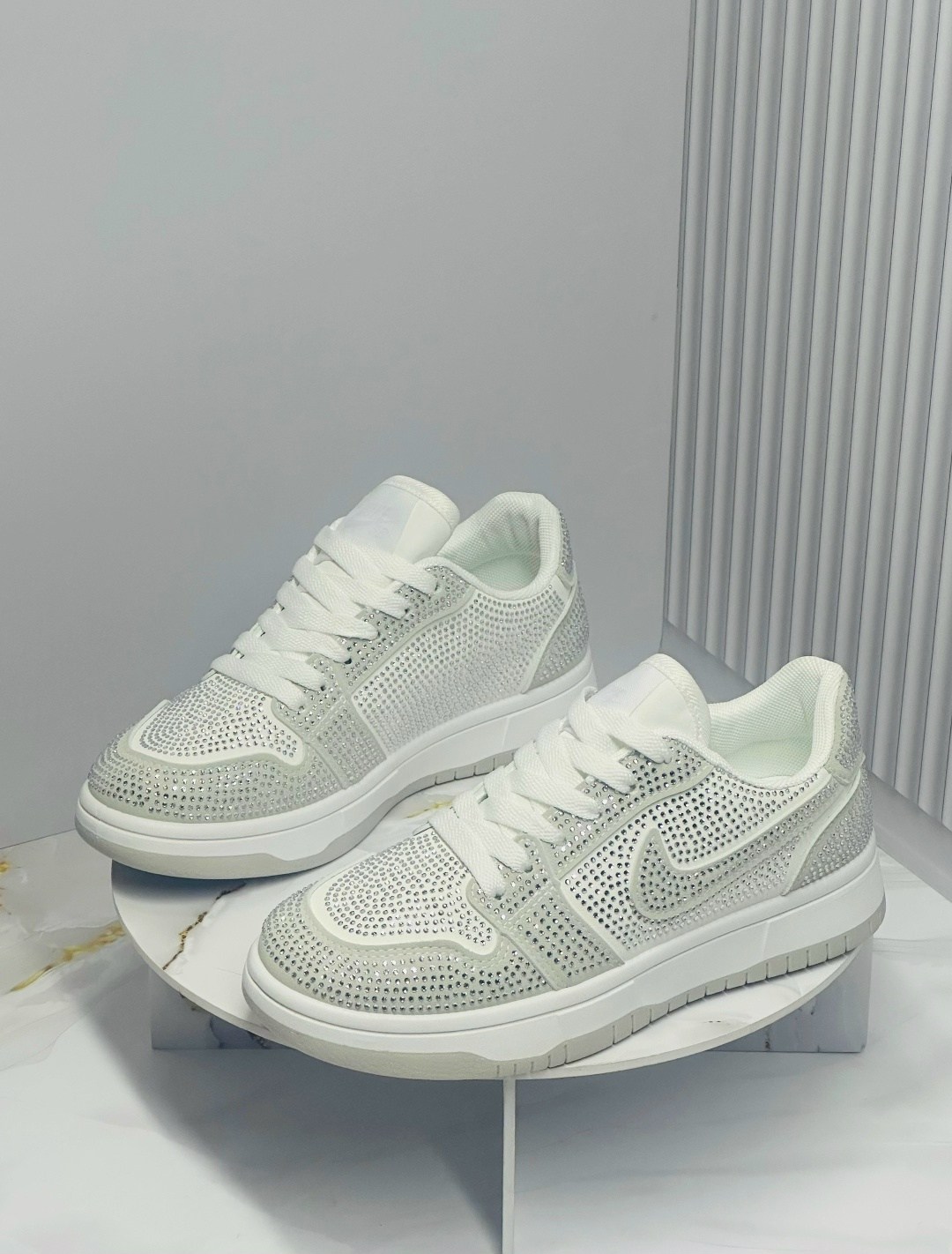 кроссовки,nike dunk swarovski,кросcовки nike air force 1,nike air force 1,женские кроссовки