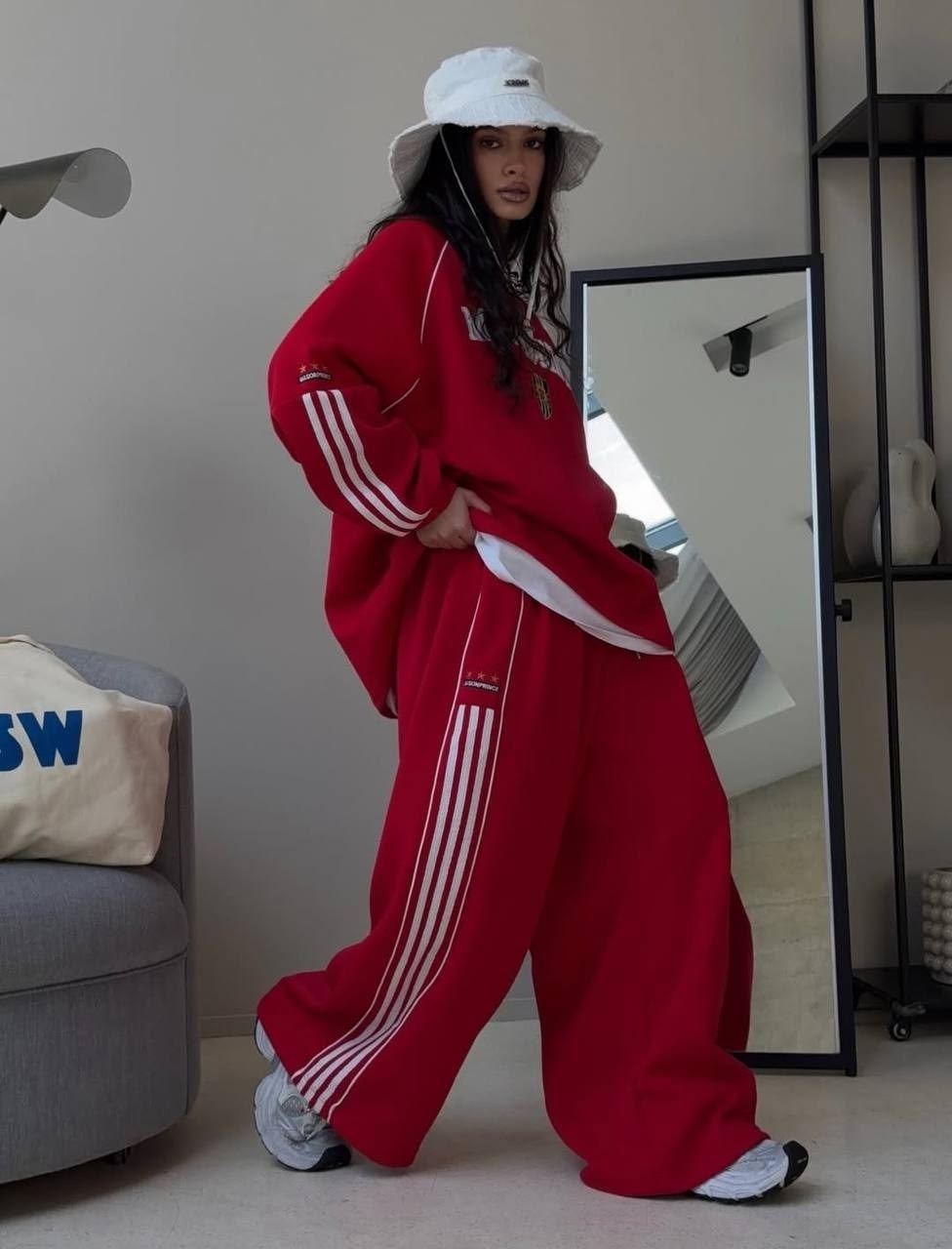 спортивные костюмы,стиль одежды,лёгкий костюм адидас,спортивные костюмы женские