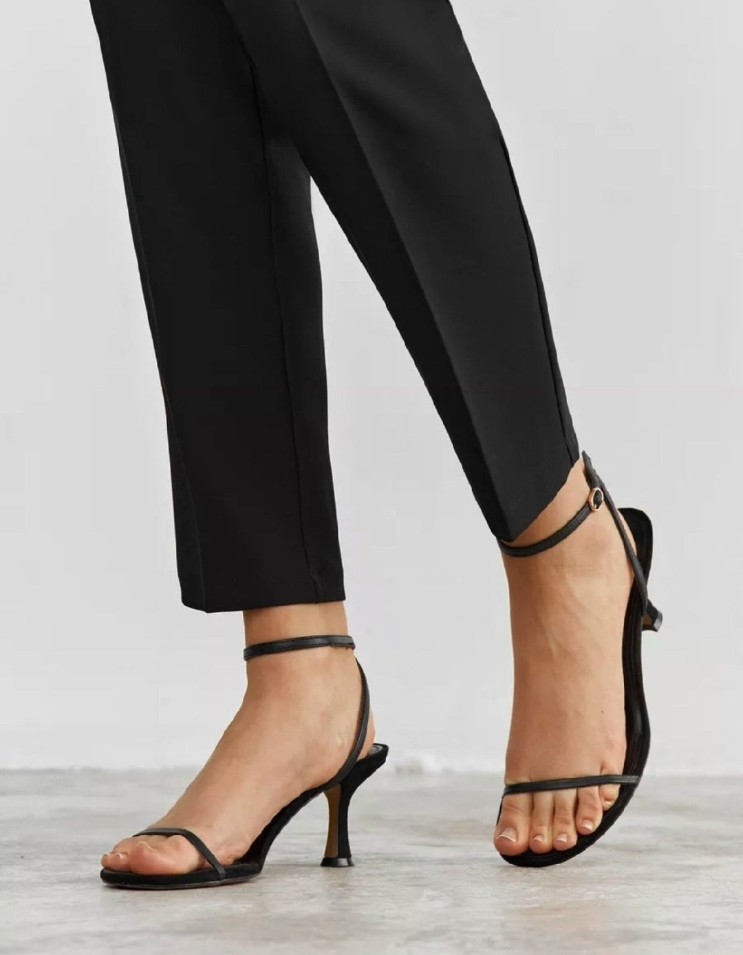 классические женские брюки,брюки женские классические черные со стрелками,брюки женские классические офисные со стрелками черные и белые,брюки женские классические офисные черные,брюки для ценителей с