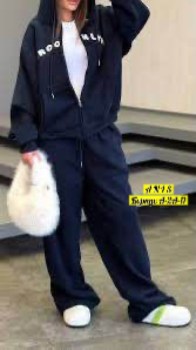 Костюм