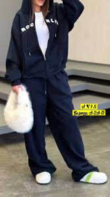 Костюм