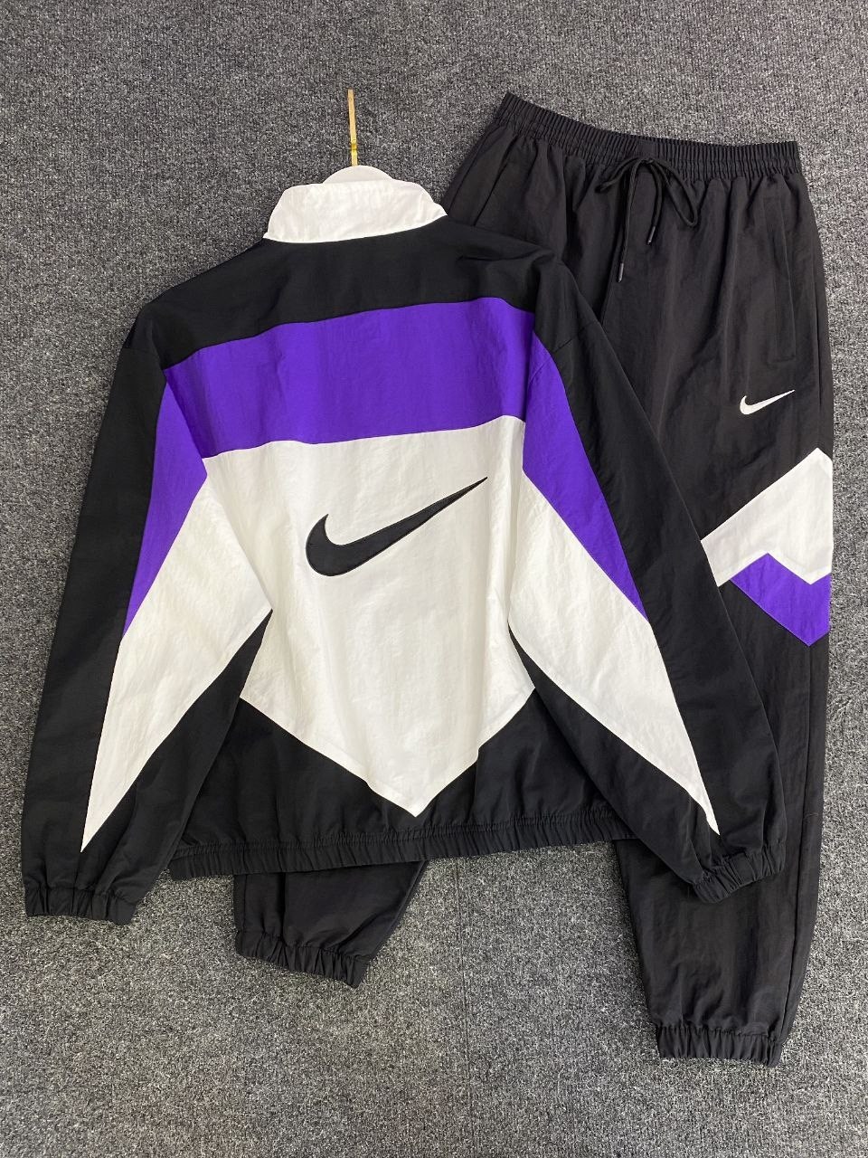 спортивный костюм nike,спортивный костюм мужской nike,костюм найк биг свуш,спортивный костюм плащевка,спортивный костюм nike плащевка