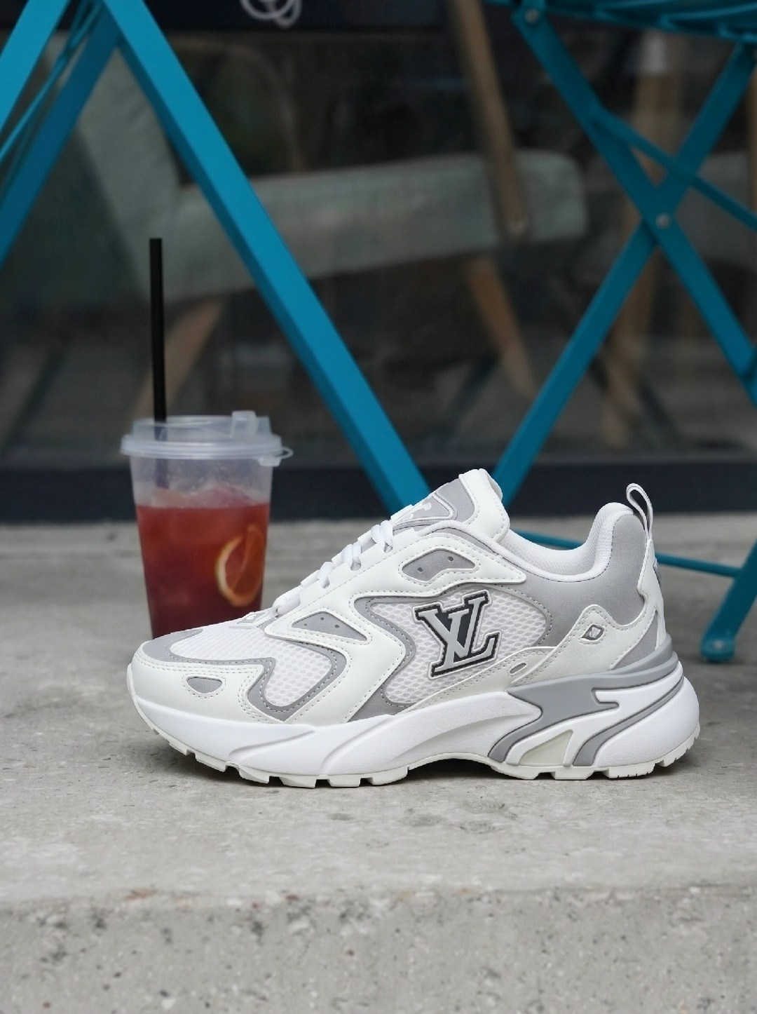 женские кроссовки,кроссовки модные,кроссовки,спортивная ,кроссовки универсальные