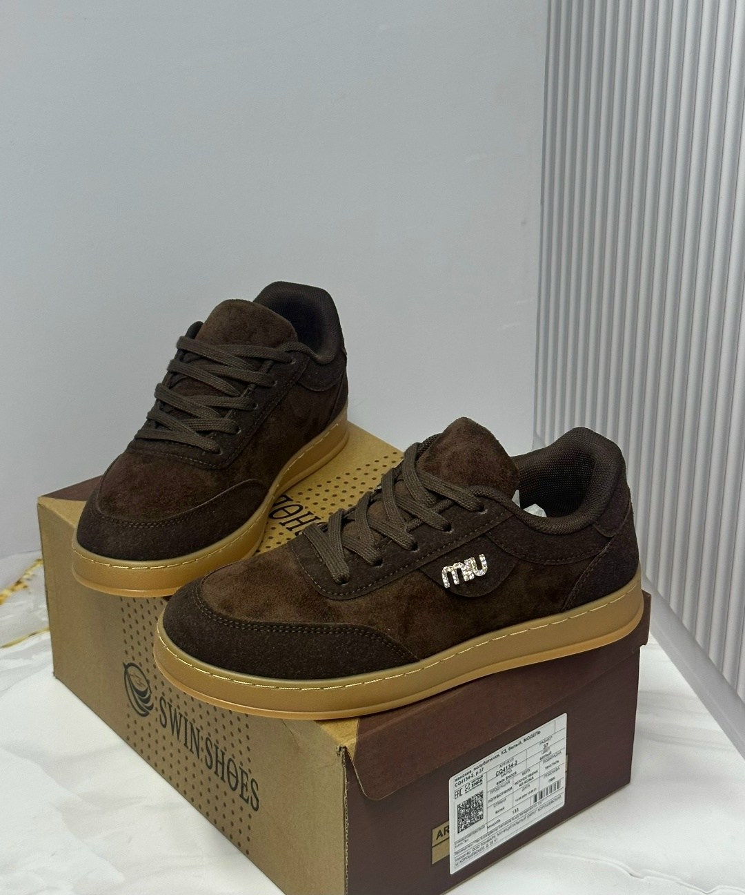 кеды замшевые,,замшевые кроссовки,кроссовки коричневые,замшевые мужские кроссовки