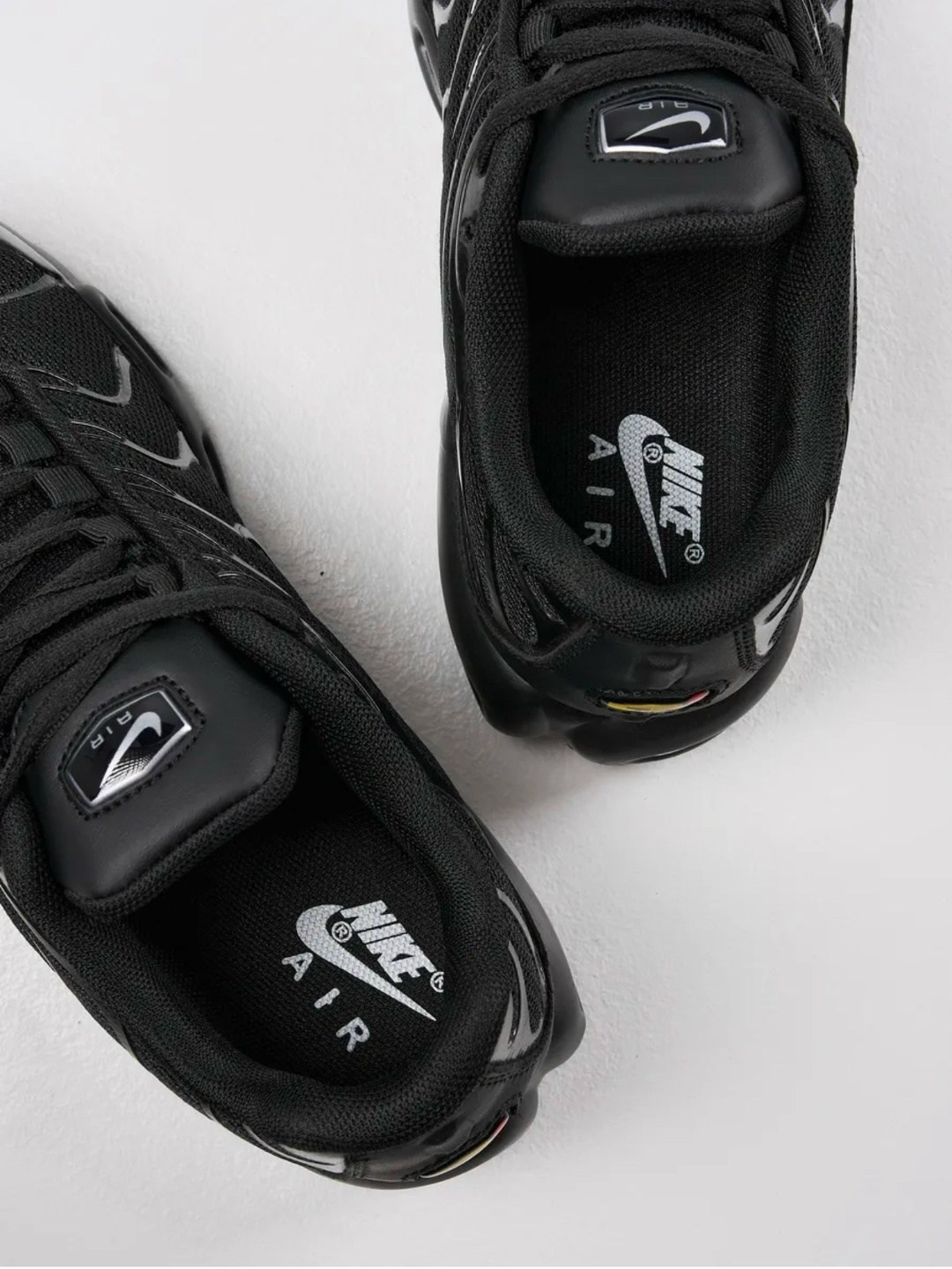 nike air max plus tn black,nike air max plus tn,кроссовки nike air max plus tn,кроссовки nike air max plus,nike air max plus