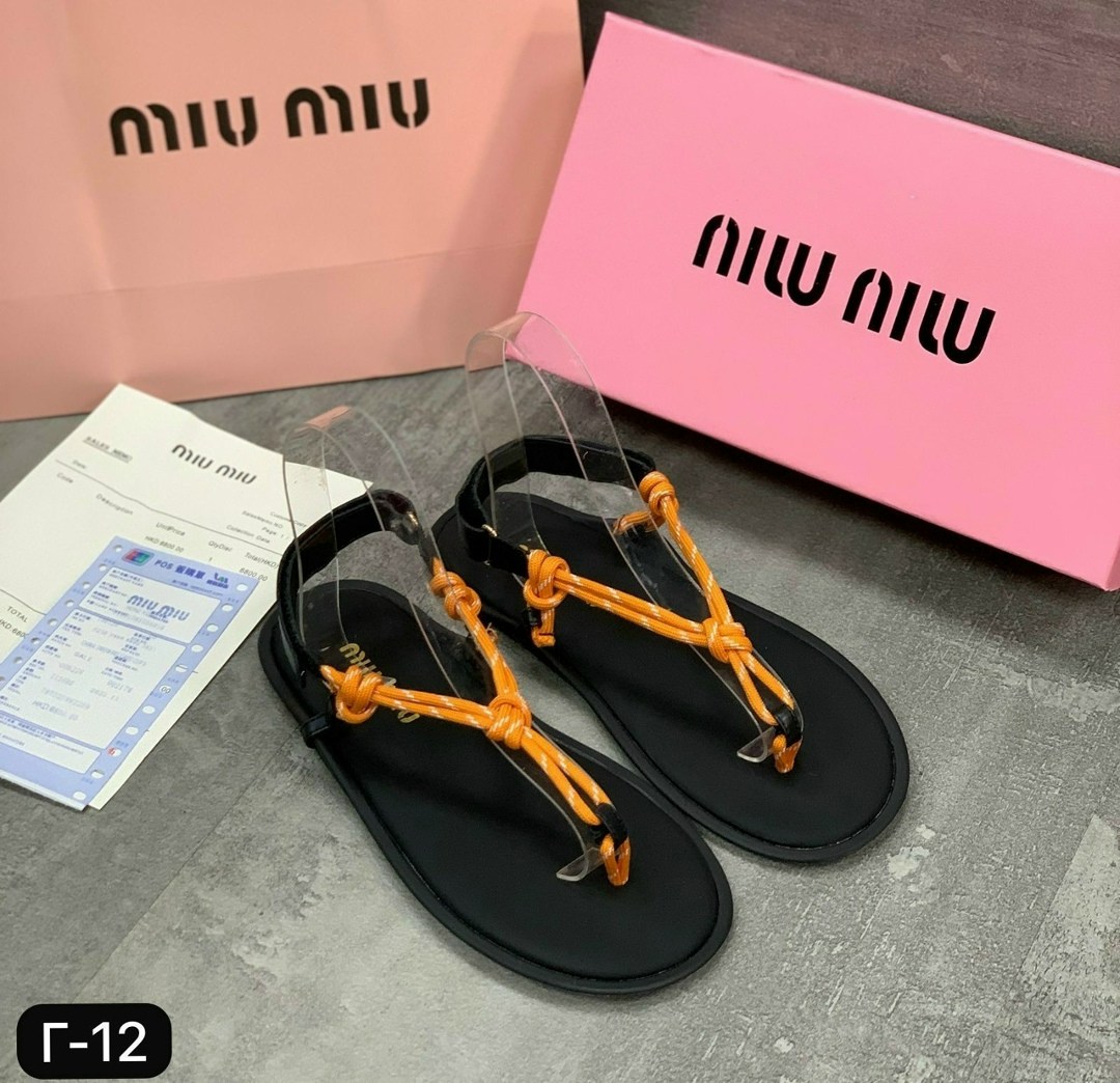 босоножки miu miu,сандалии miu miu,miu miu miu miu,кожаные сандалии miu miu,шлепанцы miu miu
