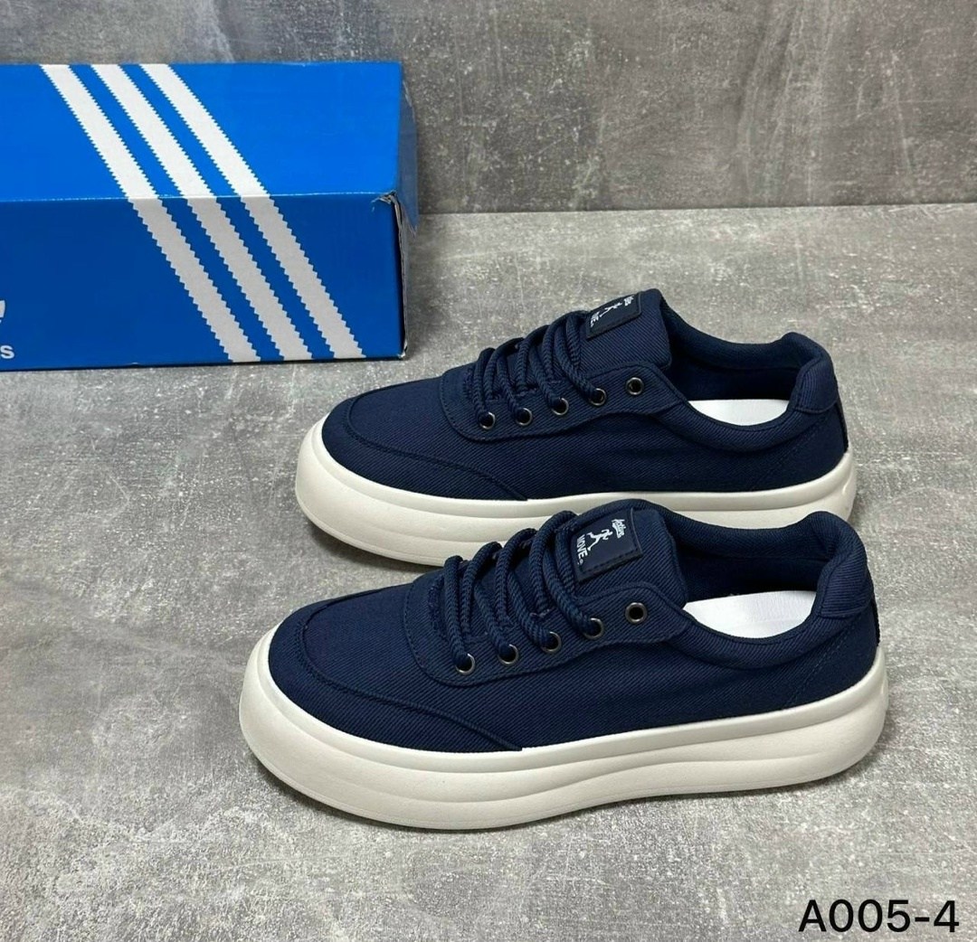 ,кеды,однотонные кеды,кроссовки,синие кроссовки