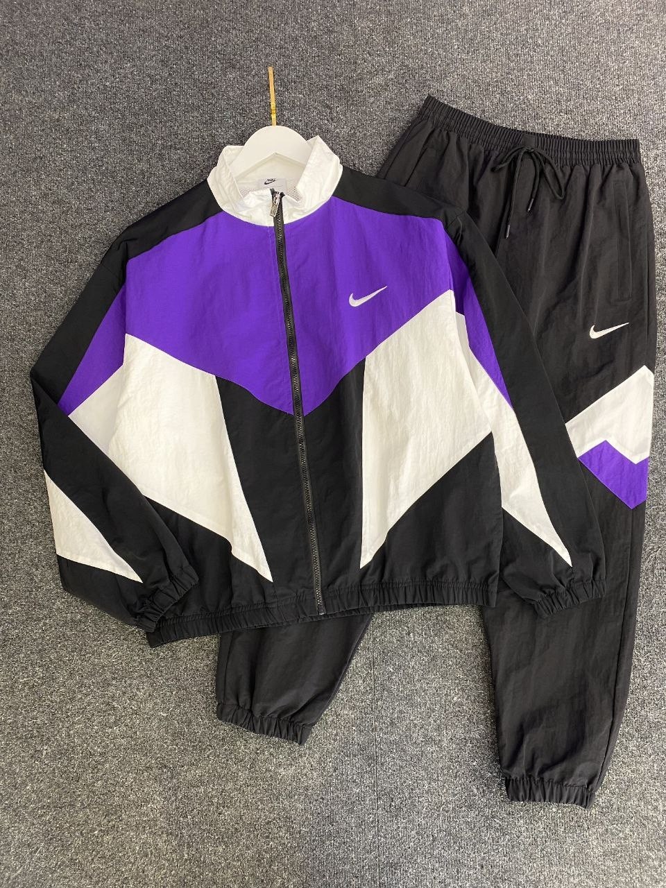 спортивный костюм nike,спортивный костюм мужской nike,костюм найк биг свуш,спортивный костюм плащевка,спортивный костюм nike плащевка