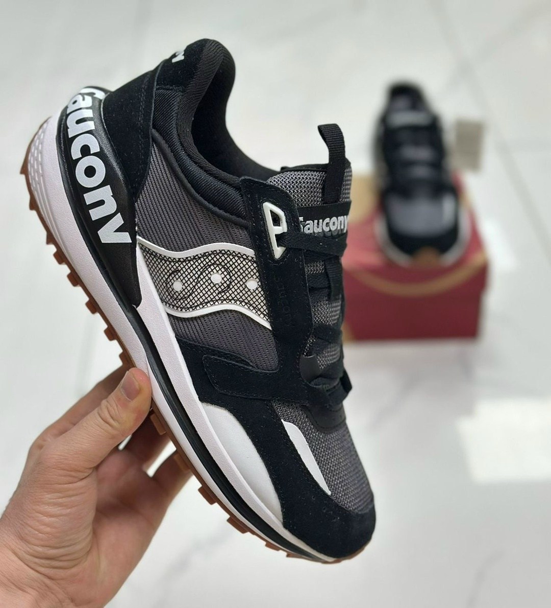 кроссовки мужские saucony,кроссовки saucony,кроссовки мужские saucony jazz,кроссовки мужские saucony shadow original,кроссовки