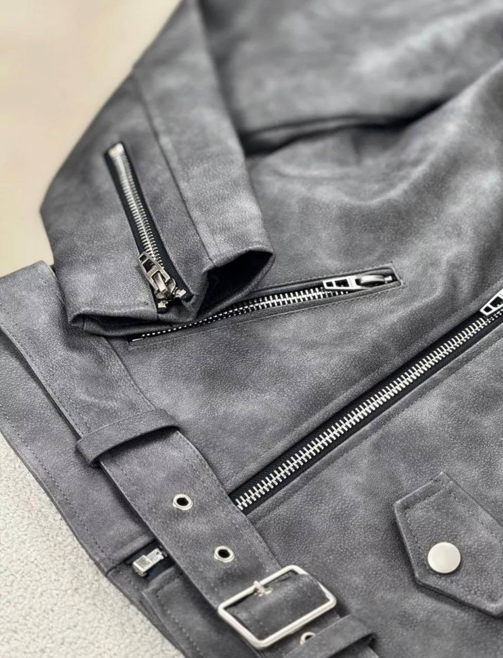 кожаная куртка косуха,куртка косуха оверсайз,кожаная куртка косуха оверсайз кожанка винтажная,куртка косуха,серая кожаная куртка