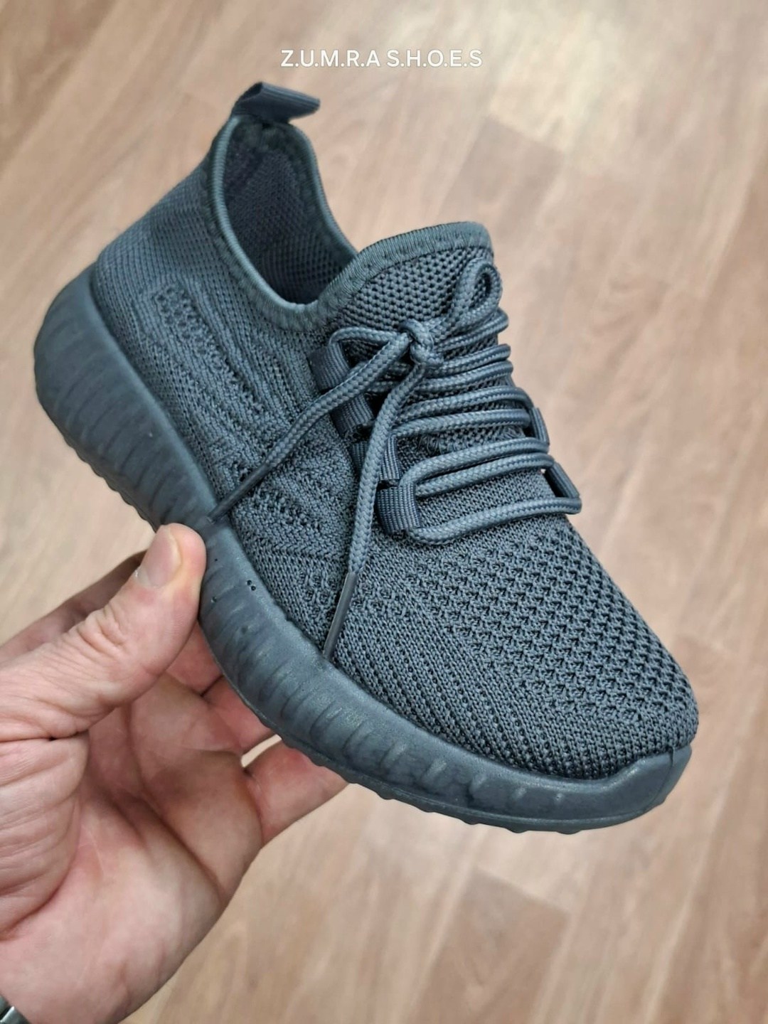 ,женские кроссовки,летние кроссовки изи,изики кроссовки,повседневные кроссовки