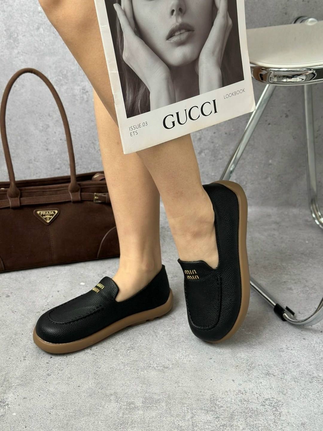 ,женские кожаные лоферы miu miu коричневые,женские лоферы, повседневные,женская