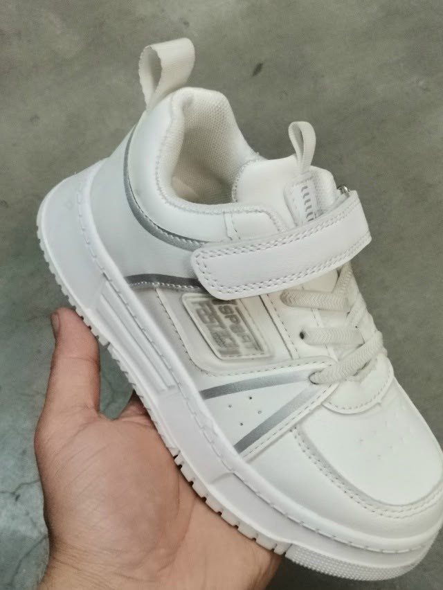 детские кроссовки,кроссовки,кроссовка детская,кроссовки для детей,белые кроссовки