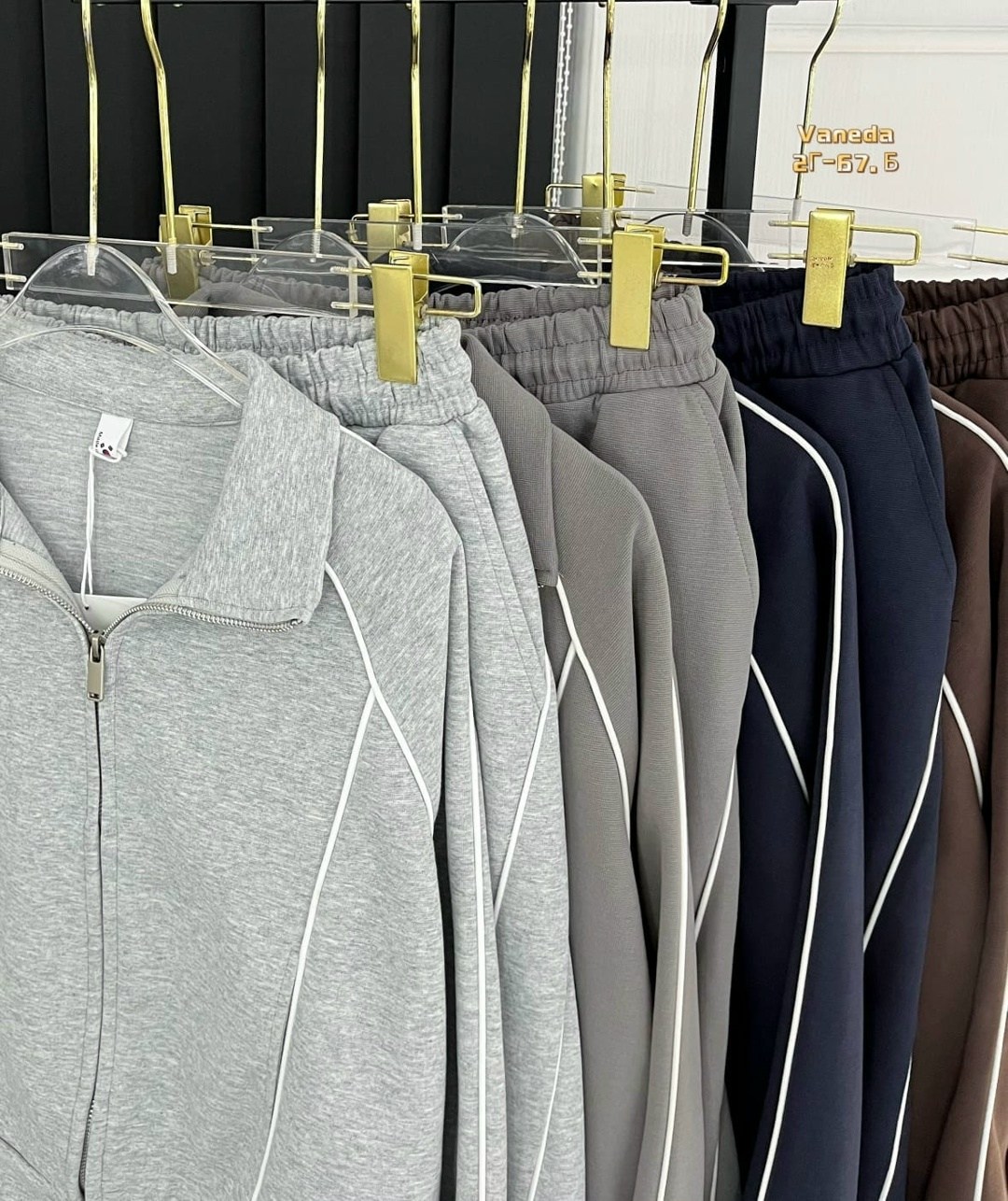 костюм спортивный,костюм женский,спортивные костюмы женские,костюм люкс,костюм