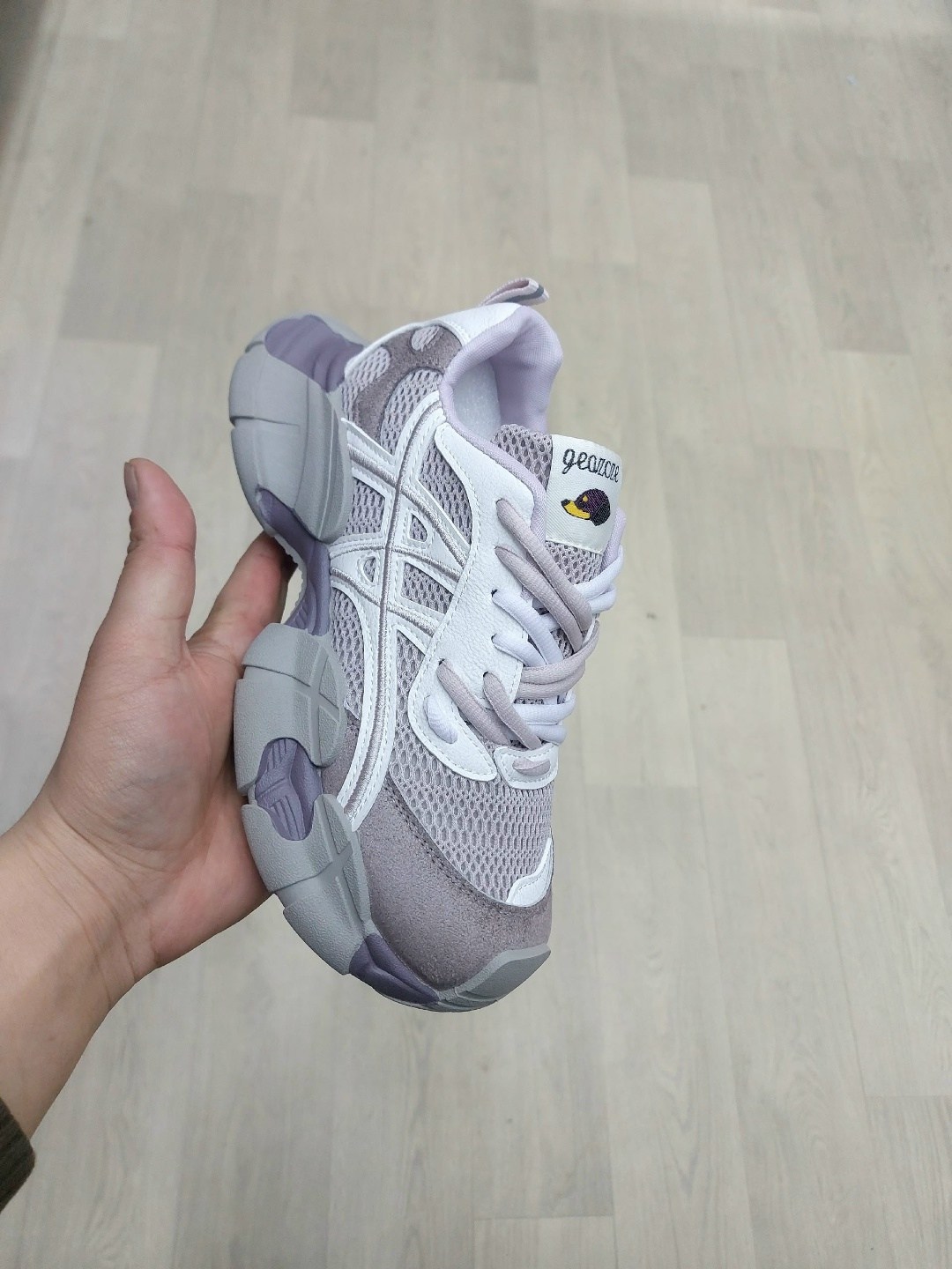 кроссовки женскиe,женские массивные кроссовки,кроссовки повседневные,массивные кроссовки,оригинальные кроссовки